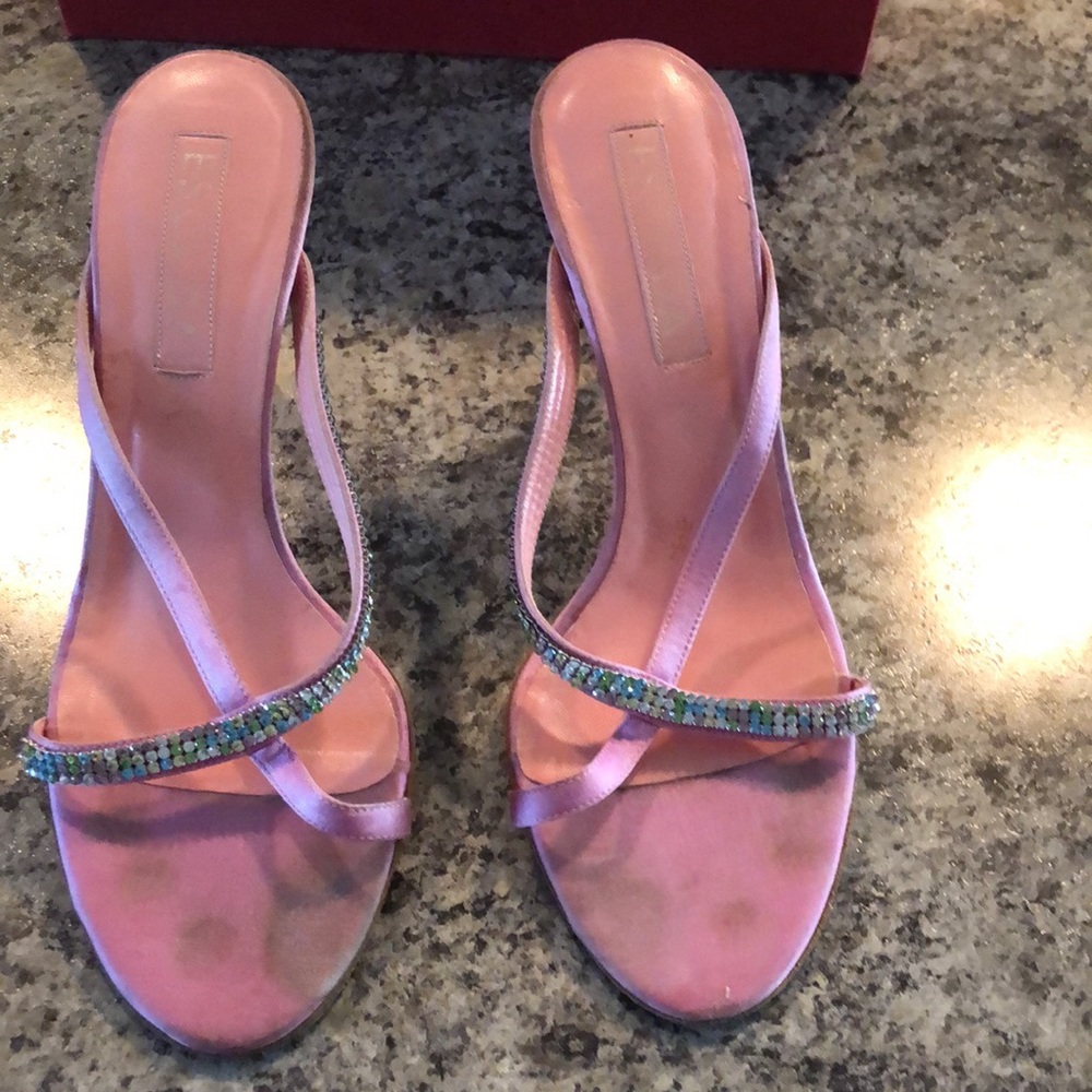 Escada strapped heel - Picture 2 of 6